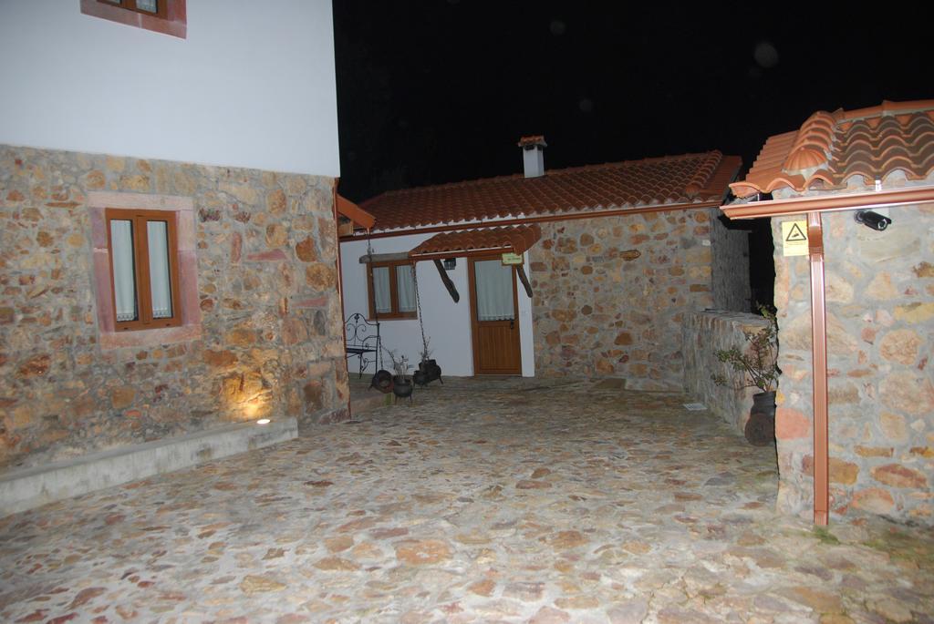 Casas No Terreiro Guest House Penacova Exterior photo